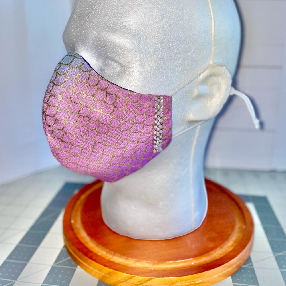 Mermaid face mask pearls ombre pink/ purple